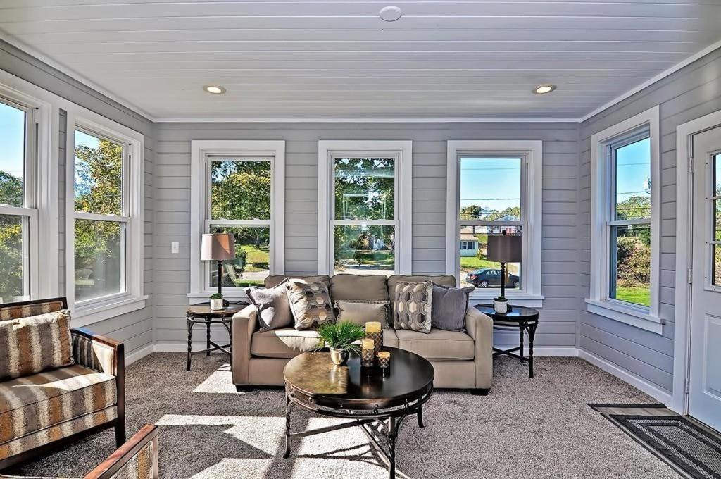 Charming Cottage Historic Falmouth Cape Cod Near Beach And Downtown 2Br 1Bath Deck Εξωτερικό φωτογραφία